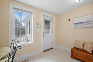 105 Brentwood Rd, Exeter, NH 03833 - Photo 6