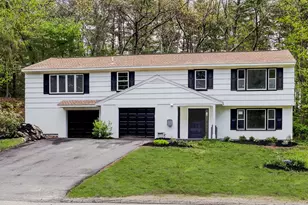 12 Davis Rd, Merrimack, NH 03054 - Photo 2