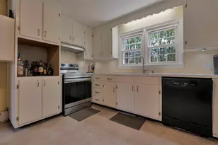 512 High St, Somersworth, NH 03878 - Photo 12