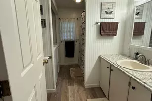 8 Sir Lancelot Dr, Exeter, NH 03833 - Photo 12