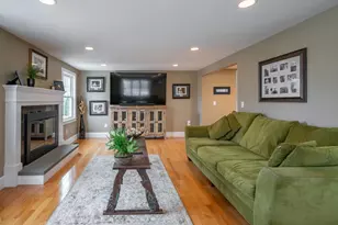 26 Danville Rd, Kingston, NH 03848 - Photo 20
