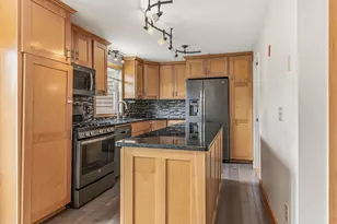 4 Fords Landing Dr, Dover, NH 03820 - Photo 14