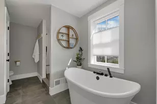 45 Artwill Ave, Portsmouth, NH 03801 - Photo 30