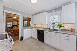 4 Fairview St, Keene, NH 03431 - Photo 10