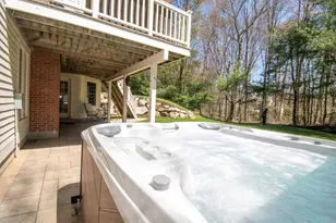 50 Newfane Rd, Bedford, NH 03110 - Photo 54