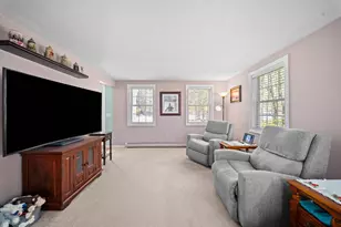 15 Earle Dr, Lee, NH 03861 - Photo 8