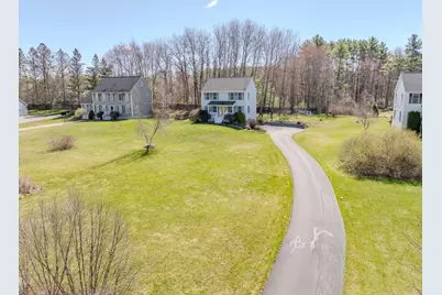 19 Squire Drive, Somersworth, NH 03878 - Photo 4