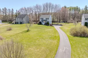 19 Squire Dr, Somersworth, NH 03878 - Photo 4