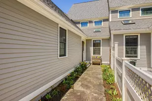 579 Sagamore Ave, Portsmouth, NH 03801 - Photo 2