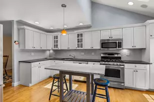 579 Sagamore Ave, Portsmouth, NH 03801 - Photo 6