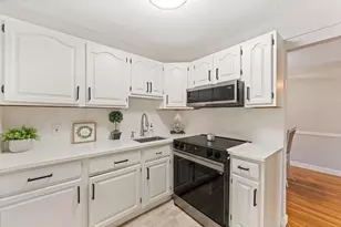 4 Brook Rd, Salem, NH 03079 - Photo 1