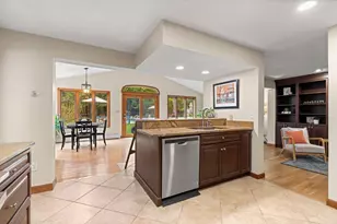 5 Wentworth Dr, Bedford, NH 03110 - Photo 12