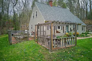 22 Hillview Dr, Chichester, NH 03258 - Photo 6