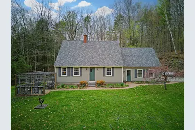 22 Hillview Drive, Chichester, NH 03258 - Photo 2