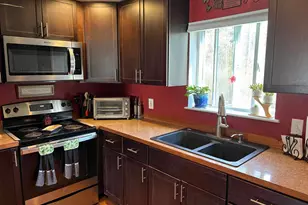 28 Doe Farm Ln, Newmarket, NH 03857 - Photo 12
