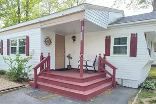 6 S Dewberry Ln, Rochester, NH 03867 - Photo 2
