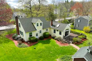 95 Kingston Rd, Exeter, NH 03833 - Photo 2