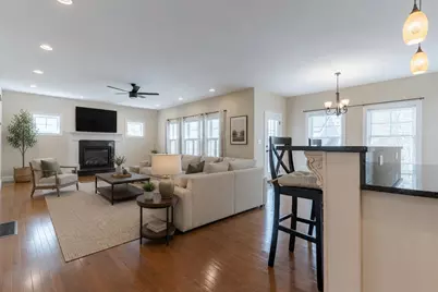 196 Dallaire Street, Manchester, NH 03104 - Photo 4