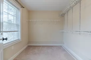 196 Dallaire St, Manchester, NH 03104 - Photo 22