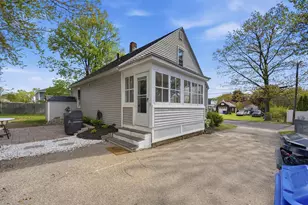 216 Fremont St, Manchester, NH 03103 - Photo 14