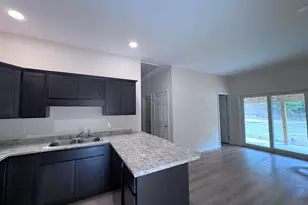 741 W Main St, Hillsboro, NH 03244 - Photo 18