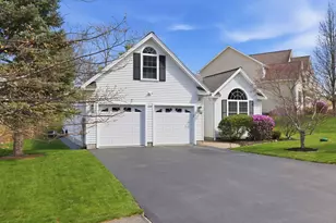 110 Sterling Dr, Laconia, NH 03246 - Photo 1