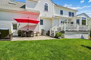 3 Crimson Ct, Nashua, NH 03063 - Photo 2