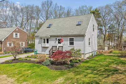 239 Wells Street, Manchester, NH 03104 - Photo 1