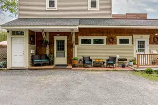 24 Putnam St, Claremont, NH 03743 - Photo 2