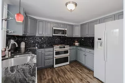25 Stockholm Street, Manchester, NH 03104 - Photo 4