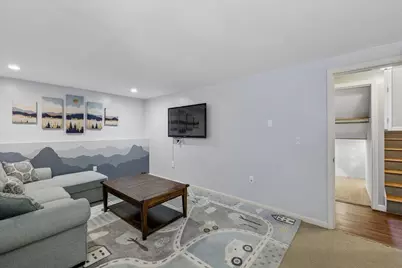 205 Brent Street, Manchester, NH 03103 - Photo 18