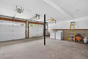 27 Townsend Ave, Salem, NH 03079 - Photo 54