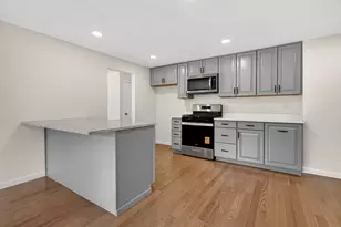 27 Townsend Ave, Salem, NH 03079 - Photo 22