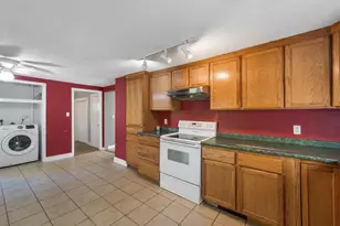 546 White Oaks Rd, Laconia, NH 03246 - Photo 4