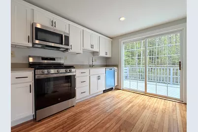 9 Blake Road, Epping, NH 03042 - Photo 4