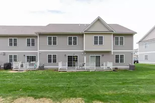 89 Woodview Way, Manchester, NH 03102 - Photo 48