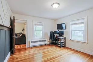 80 Smyth Rd, Manchester, NH 03104 - Photo 20