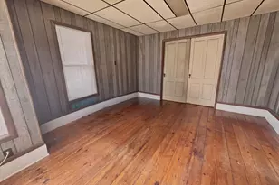 808 Grove St, Manchester, NH 03103 - Photo 14