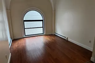 293 Central St, Manchester, NH 03103 - Photo 4