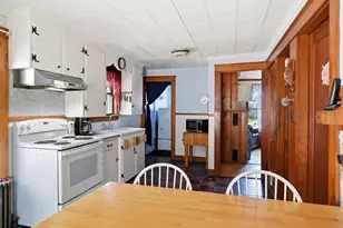 21 Dodge St, Rochester, NH 03867 - Photo 4