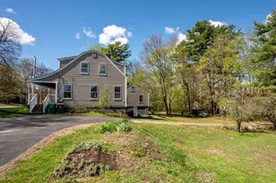 21 Dodge St, Rochester, NH 03867 - Photo 24