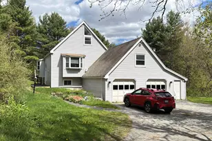 128 Roberts Hill Rd, Claremont, NH 03743 - Photo 2
