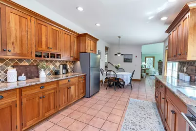 78 Meadowcrest Drive, Bedford, NH 03110 - Photo 14