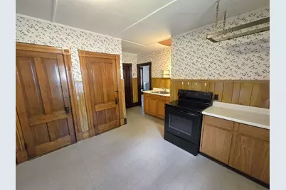 110 Washington Street, Brattleboro, VT 05301 - Photo 16