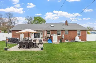 370 Reed St, Manchester, NH 03102 - Photo 32