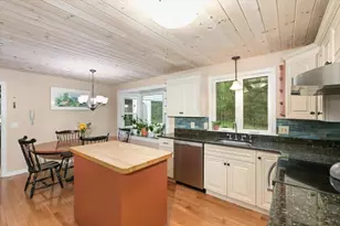 18 Winterberry Dr, Amherst, NH 03031 - Photo 20