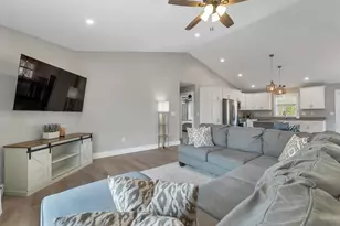 85 Kennybeck Ct, New Ipswich, NH 03071 - Photo 4