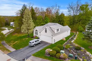 100 Sterling Dr, Laconia, NH 03246 - Photo 16