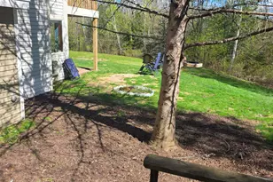 7 Laurel Cir, Campton, NH 03223 - Photo 2