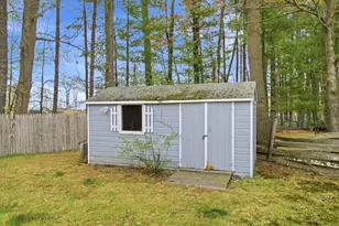 1 Longwood Ln, Merrimack, NH 03054 - Photo 24